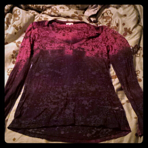 Ombre burnout long sleeve shirt.