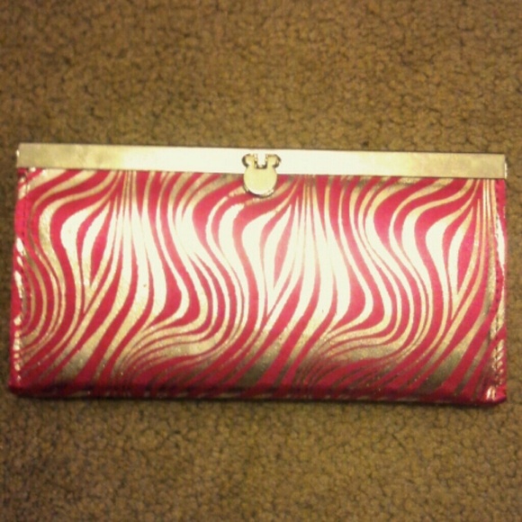 Metallic silver and hot pink clutch