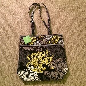 Vera Bradley Grand Tote in Baroque.