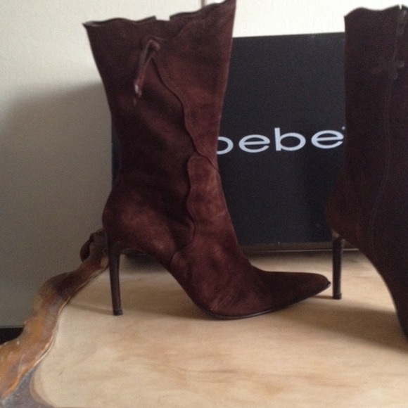 Brown suede dress jacket and boots - Picture 3 of 4
