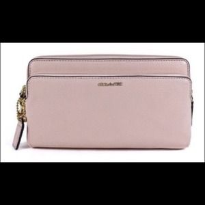 Coach Saffiano  Double Zip Wallet Super Sale 🎉