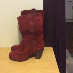 Red suede Alberto Fermani boots
