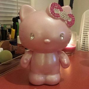 Hello Kitty piggy bank