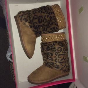 Cheetah boots
