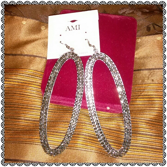 Hematite rhinestone earrings - Picture 1 of 3