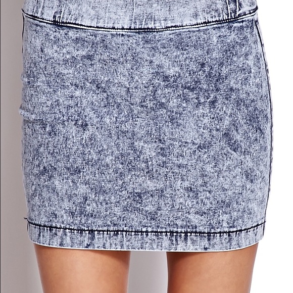 Light blue acid wash Jean style stretch tube skirt - Picture 1 of 3