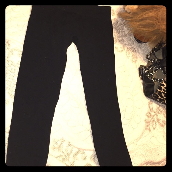 black leggings