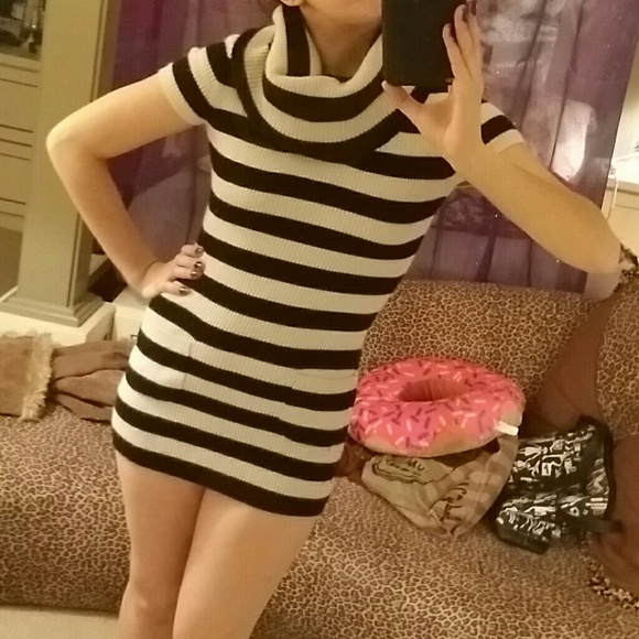 !Striped sweater dress! - Picture 2 of 4
