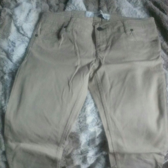 Abercrombie & Fitch Khakis - Picture 2 of 3