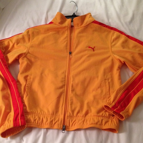 Puma work out jacket!!😻