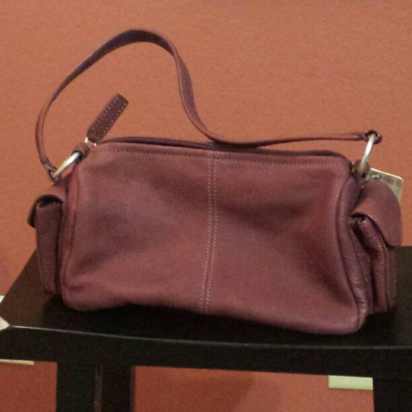 Fossil Handbags - SALE Nwt Fossil Maroon genuine leather purse
