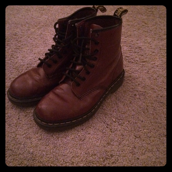 Maroon Dr Martins