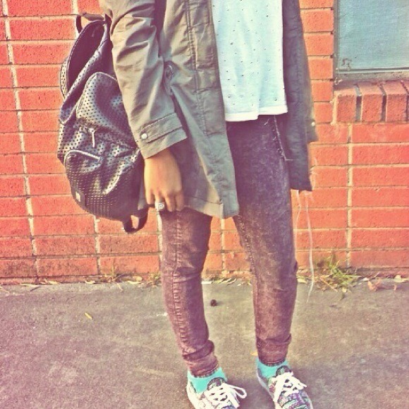 Black/purple acid wash pants - Picture 3 of 4