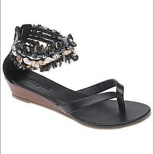 👡 Wide Width Sea Shell Ankle Sandal