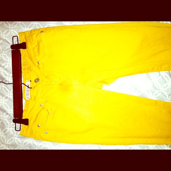 Gold straight leg skinny jeans NEVER WORN, NEW!!! - Picture 1 of 3