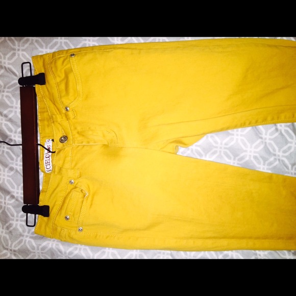 Gold straight leg skinny jeans NEVER WORN, NEW!!! - Picture 3 of 3