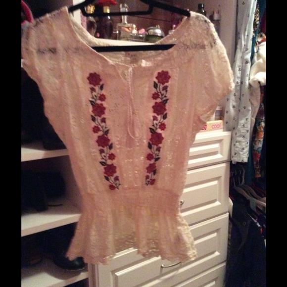 Boho inspired lace top with cinched waist!