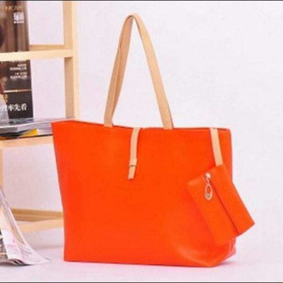 Hand Bags - Picture 2 of 4