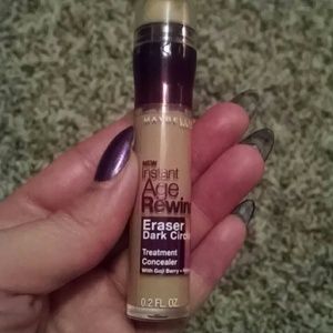 Maybelline Age Rewind in Medium