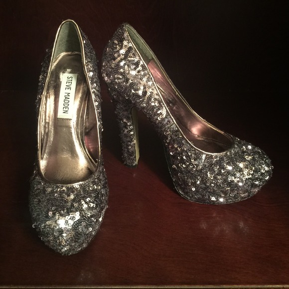 Steve Madden Silver Sequin Heels
