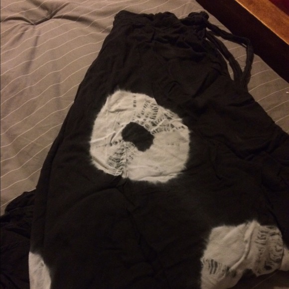 Long wrap around skirt - Picture 1 of 1