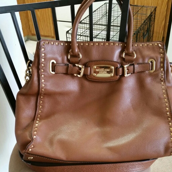 Authentic Michael kors hand bag