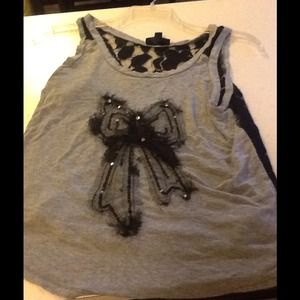 Gray lacy top with bow