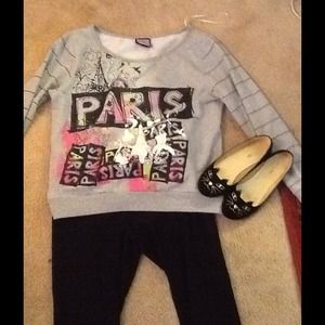Bundle Sparkly sweatshirt and gray lacy top