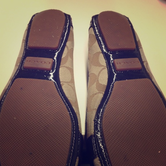 Coach shoes Extra Pics!!