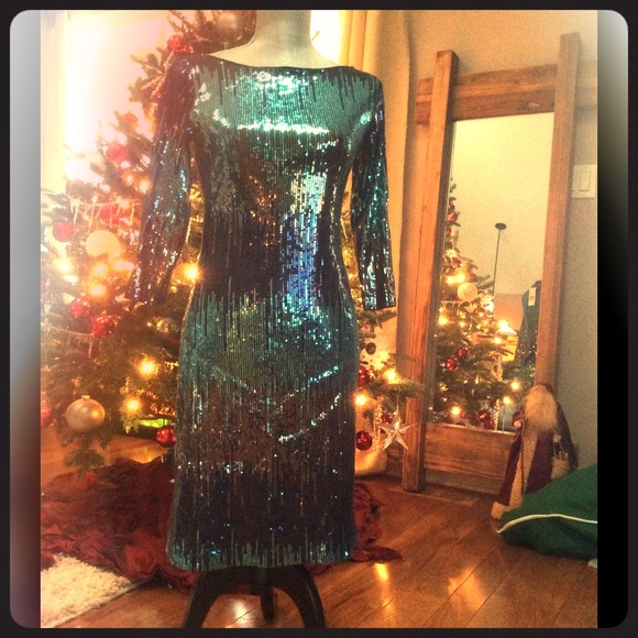 SALE!!  💃🍸Karen Kane sequin dress