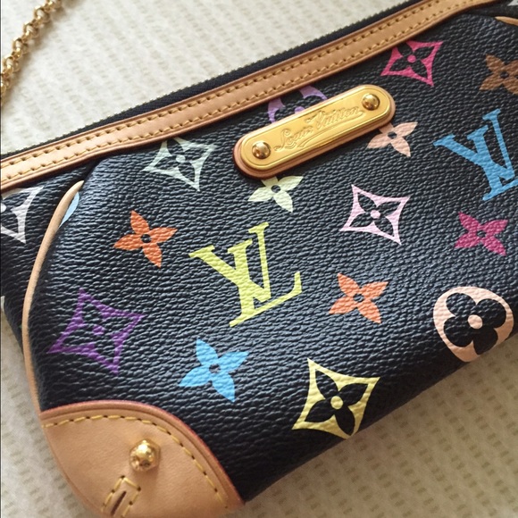 Louis Vuitton Pochette Milla MM