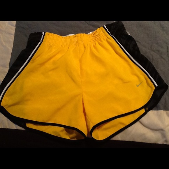 Running shorts
