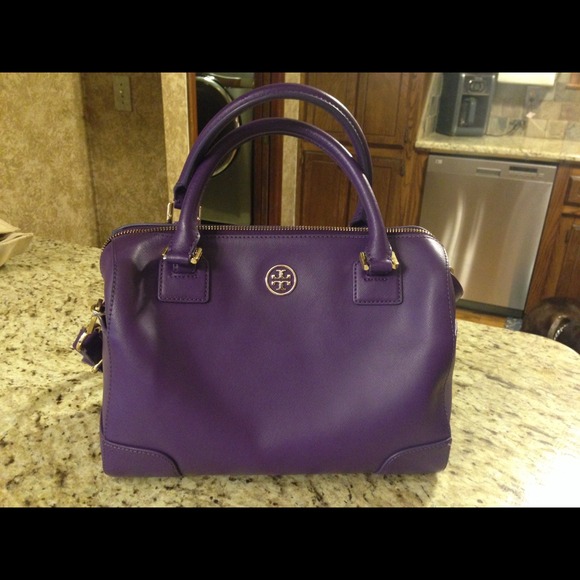 Authentic Tory Burch Robinson, Price Lowered⬇️