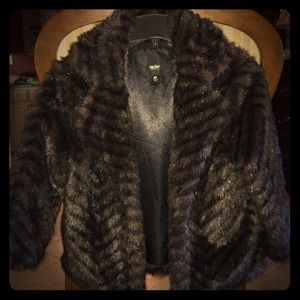 🎉🎉Faux Fur Coat🎉🎉