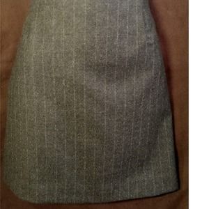 SALE!!!💜💙Charcoal Grey pinstripe skirt