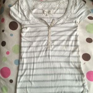 Ambercrombie short sleeve top w/ lace on the top