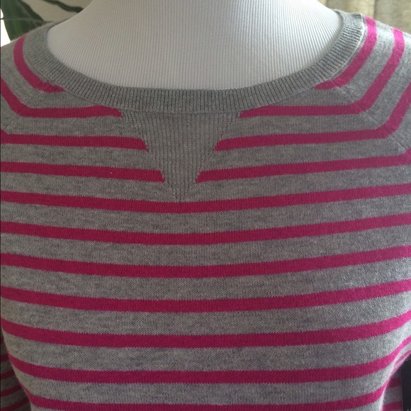 ❌SOLD❌ in bundle NWT Grey & Pink Stripe Sweater - Picture 3 of 4