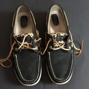 Black & Cheetah Print Sperrys