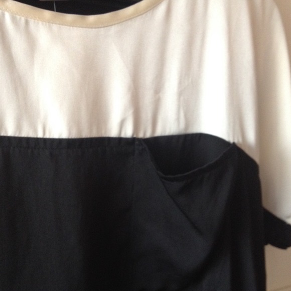 Color block top - Picture 3 of 4