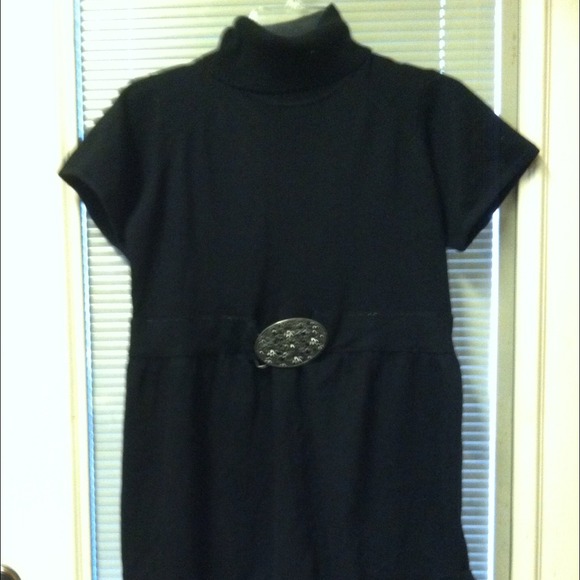 CHRISTIAN TURTLENECK SWEATER!!