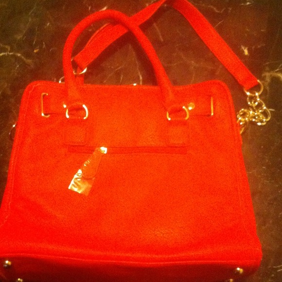 Sold in store Fabulous Aztec fashion handbag - Picture 2 of 3