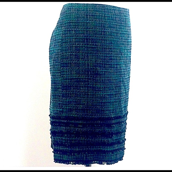Tweed Knee Length Skirt - Picture 2 of 4