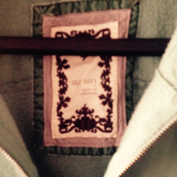 Green zip up - Picture 3 of 4