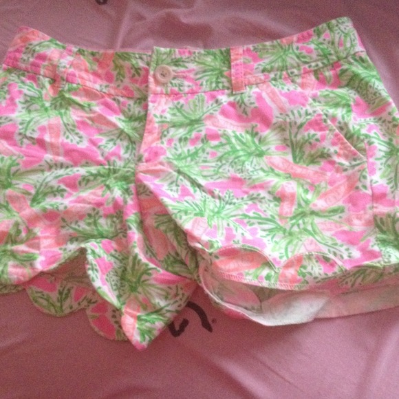 Lilly brand new shorts with out the tags