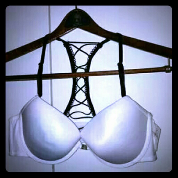 SEXY WHITE BRAS
