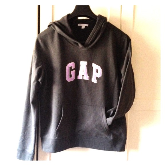 Gap grey and purple sweatshirt