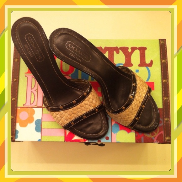 Coach Shoes - Coach Pumps