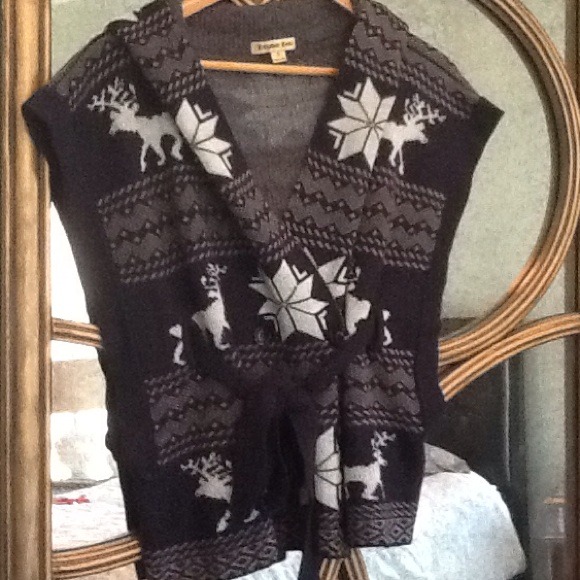 Navy reindeer sweater