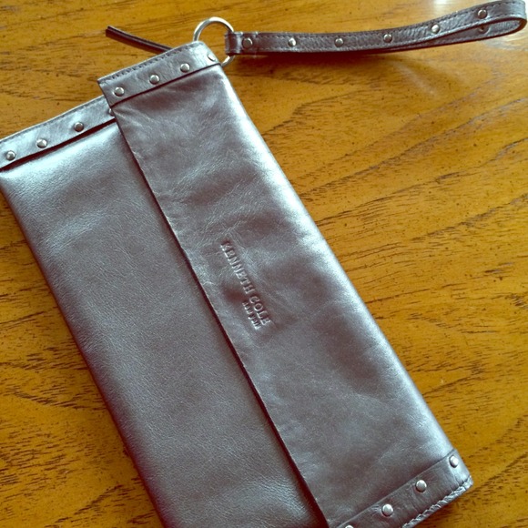 Kenneth Cole Pewter New York Wristlet