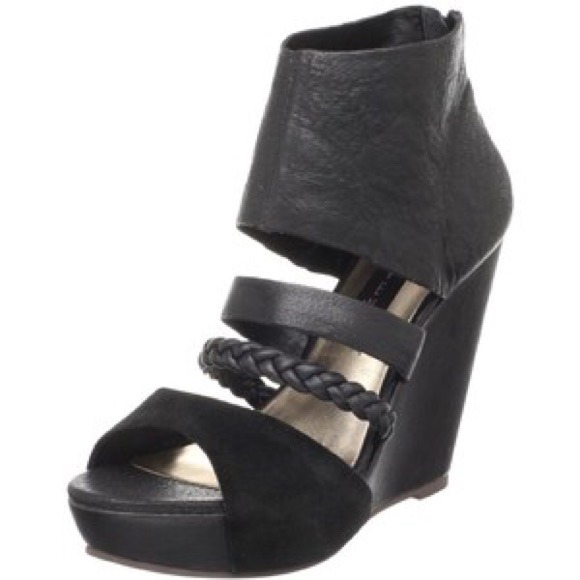STEVEN by Steve Madden Black Wrecked Wedge Sandal